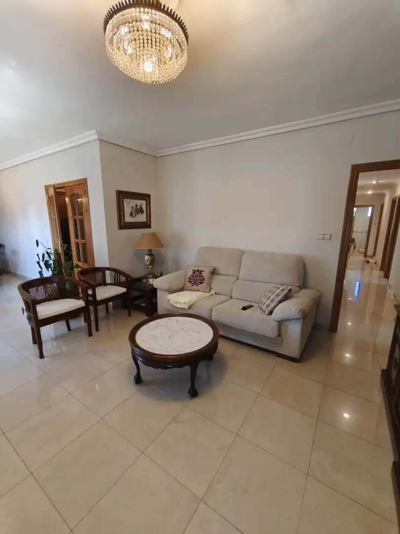 Wohnzimmer von Wohnung zur Miete in Sevilla mit Klimaanlage, Heizung und Terrasse