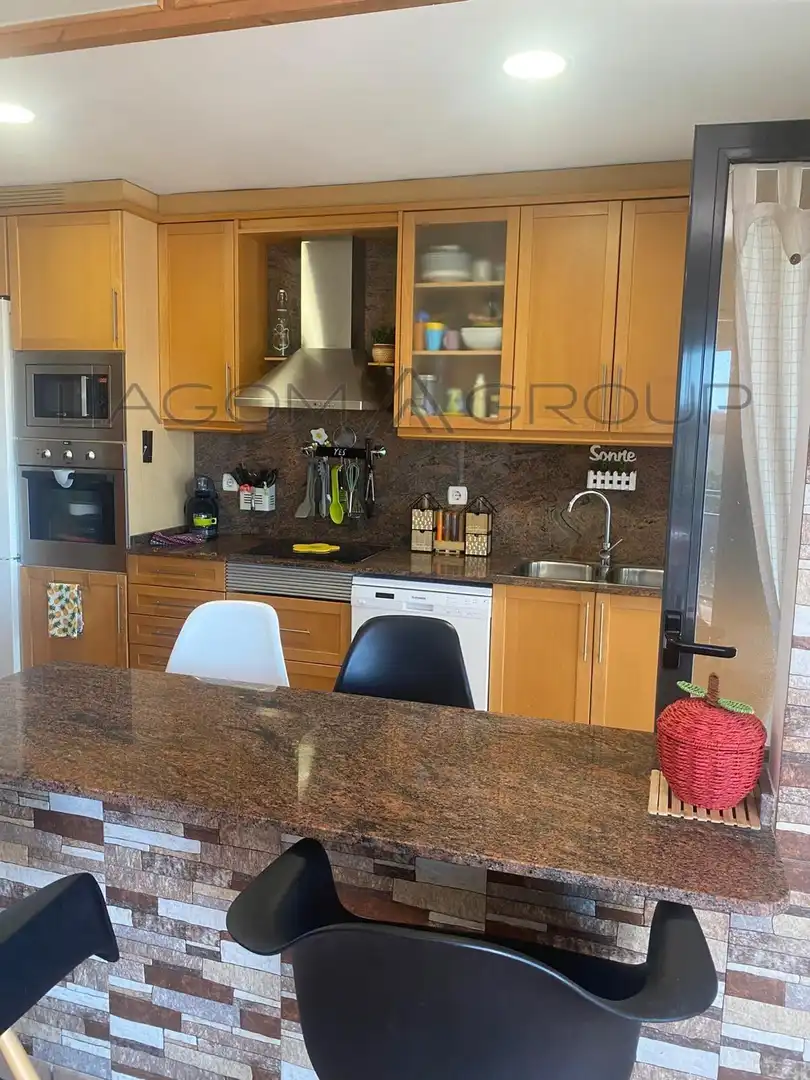 Cuina de Dúplex en venda en Ripollet amb Calefacció