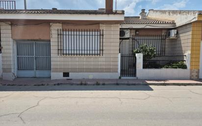 Vista exterior de Casa o xalet en venda en Las Torres de Cotillas amb Jardí privat