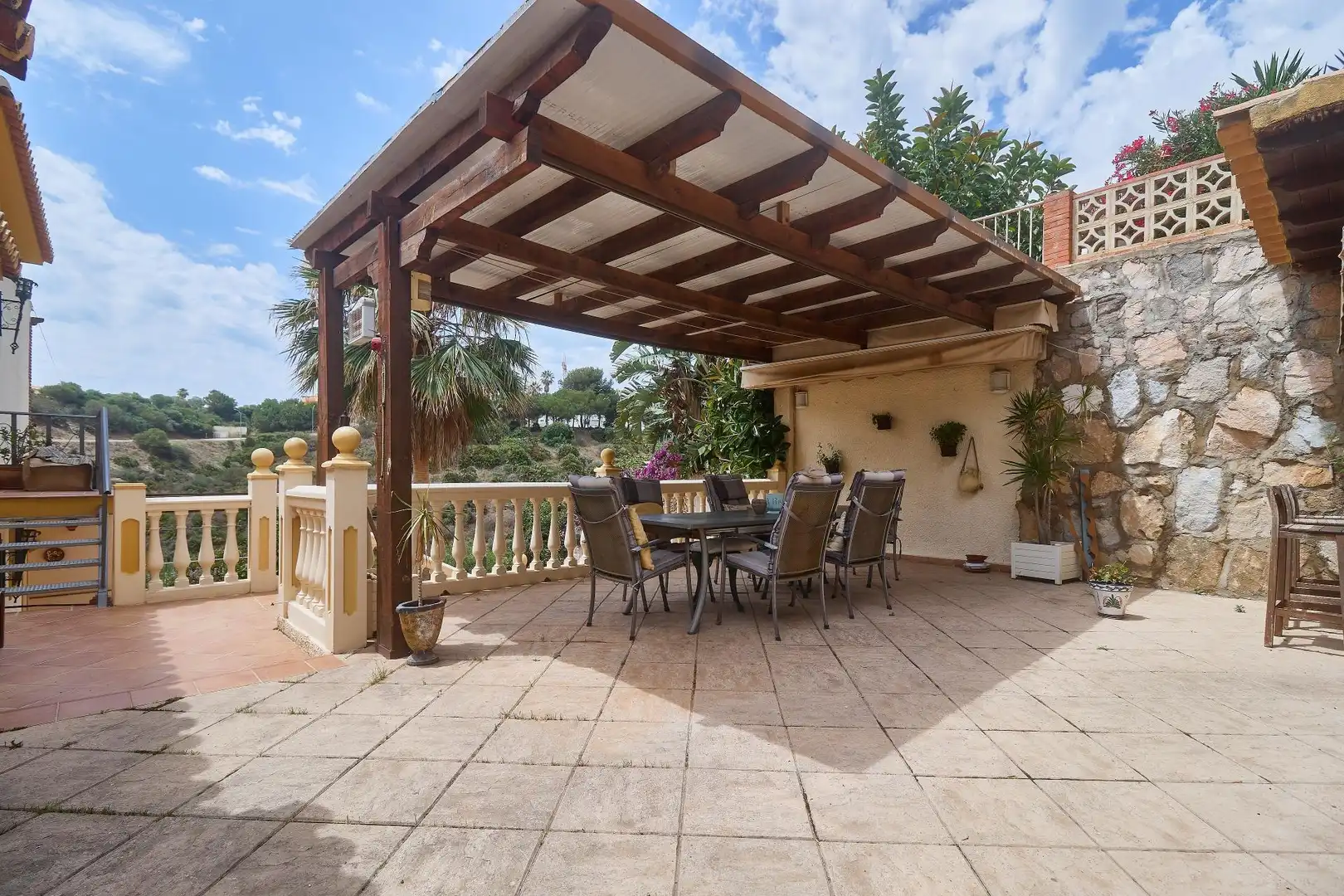 Chalet con piscina en venta en El Faro de Calaburra - Chaparral, imagen 26