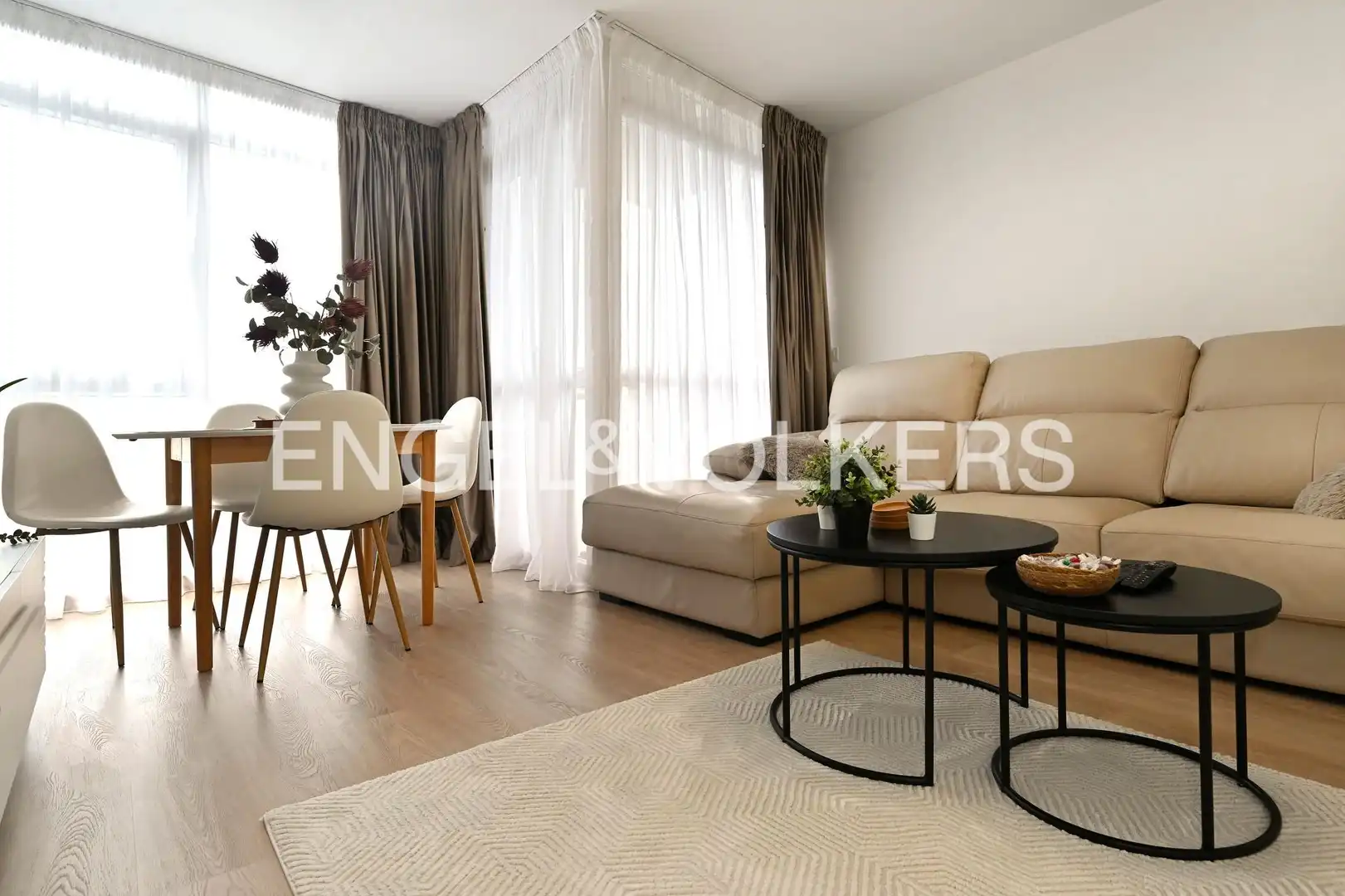Living room of Flat for sale in Camargo  with Heating, Terrace and Storage room