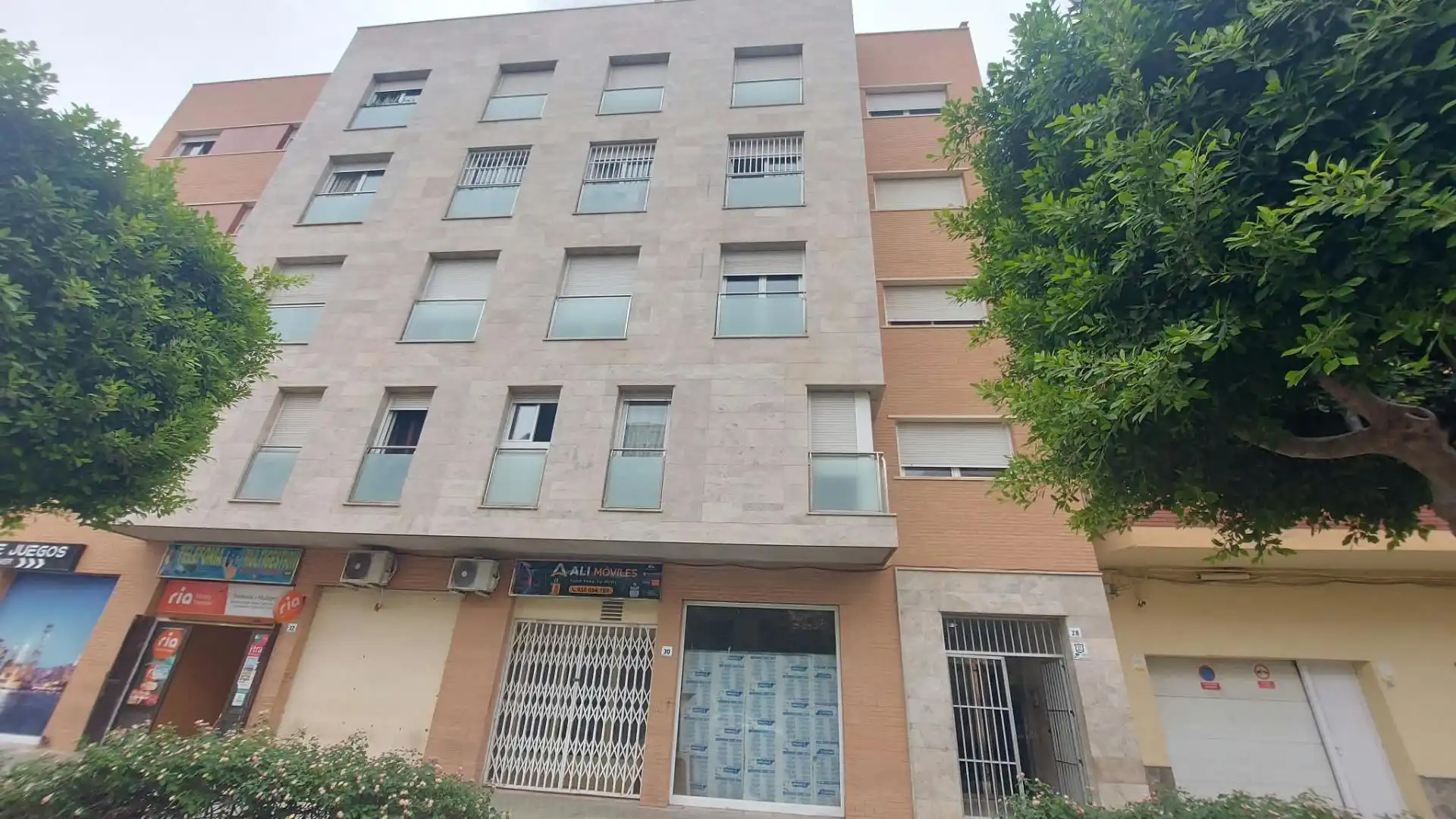 Vista exterior de Piso en venta en Santa María del Águila