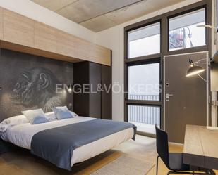 Dormitori de Apartament de lloguer en  Barcelona Capital amb Aire condicionat, Calefacció i Moblat