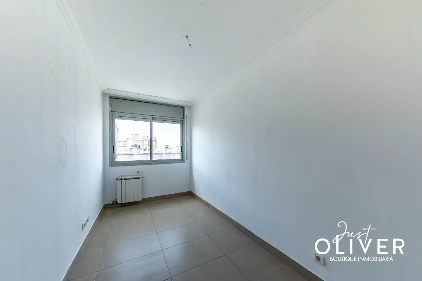 Schlafzimmer von Dachboden zum Verkauf in Cambrils mit Heizung, Terrasse und Balkon