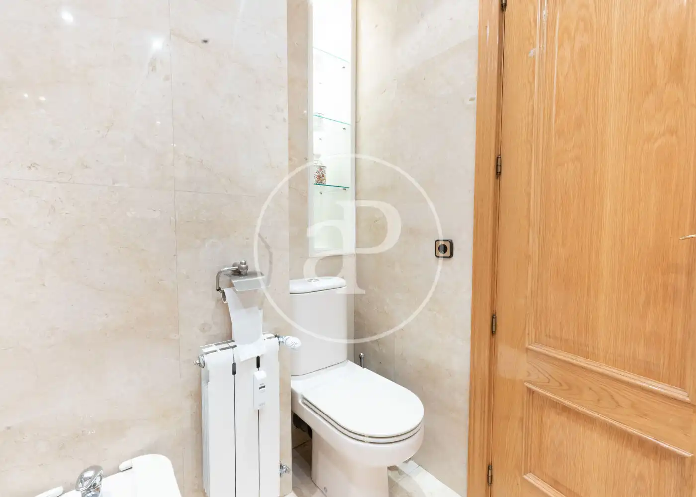 Flat for rent in Calle de María de Guzmán, Ríos Rosas - Nuevos Ministerios
