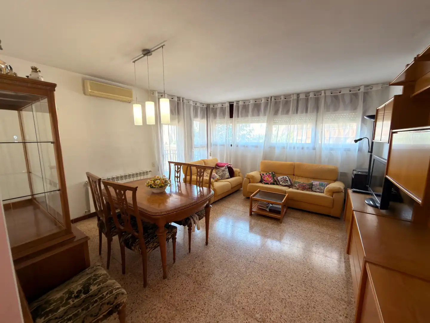 Sala de estar de Piso en venta en Lleida con Calefacción, Trastero y Amueblado