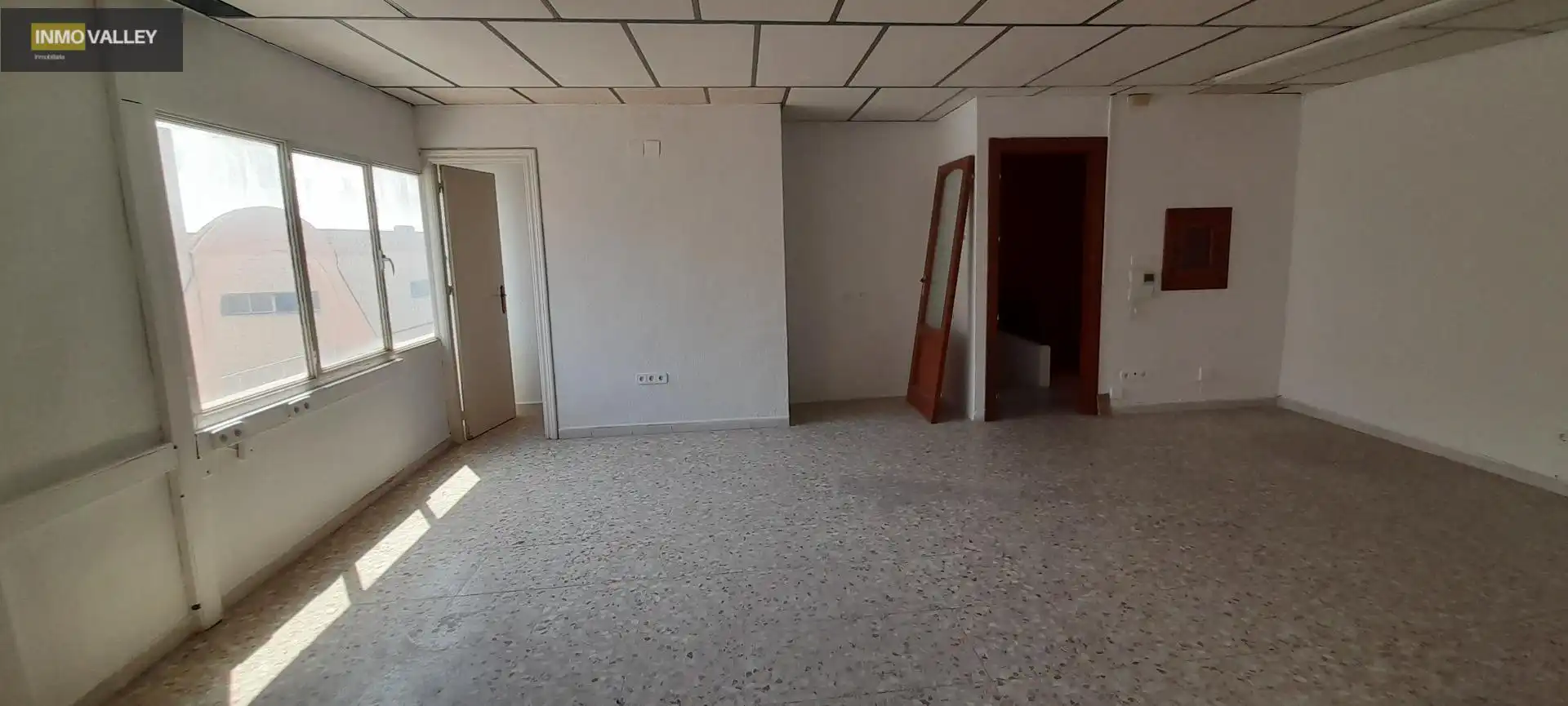 Nave industrial in vendita a Calle Valverde del Camino, imagen 12