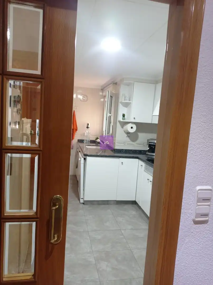Kitchen of Flat for sale in Sueca  with Air Conditioner and Storage room