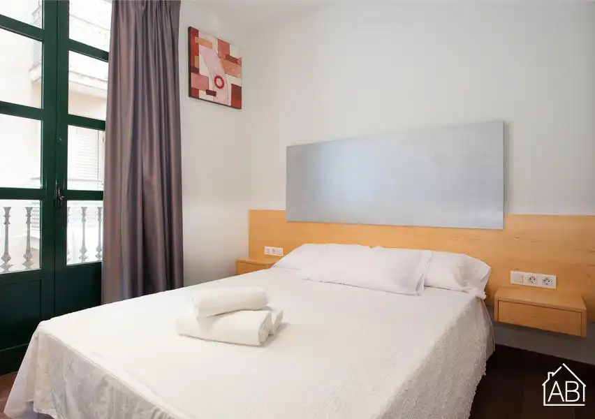 Habitación de Apartamento en venta en Barcelona con Amueblado y Balcón