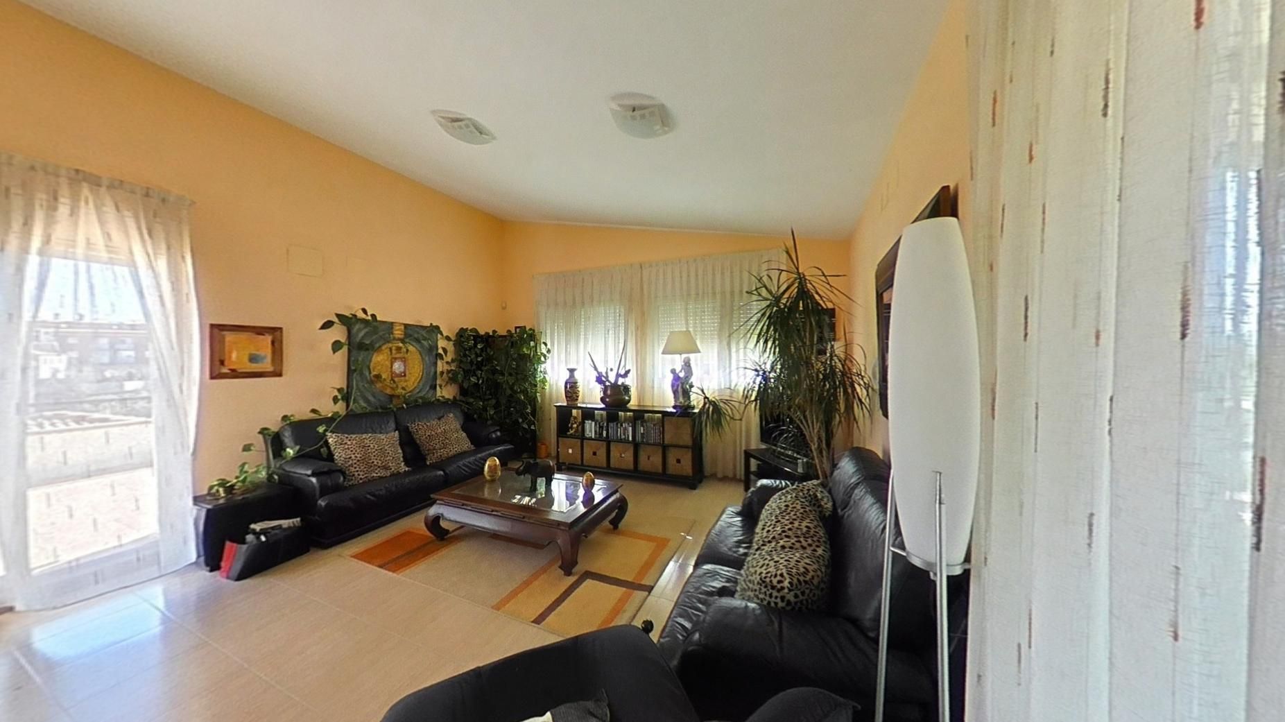 Sala d'estar de Casa adosada en venda en Piera amb Aire condicionat, Calefacció i Jardí privat