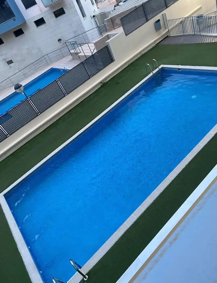 Piscina de Piso en venta en Torrent con Aire acondicionado, Calefacción y Trastero