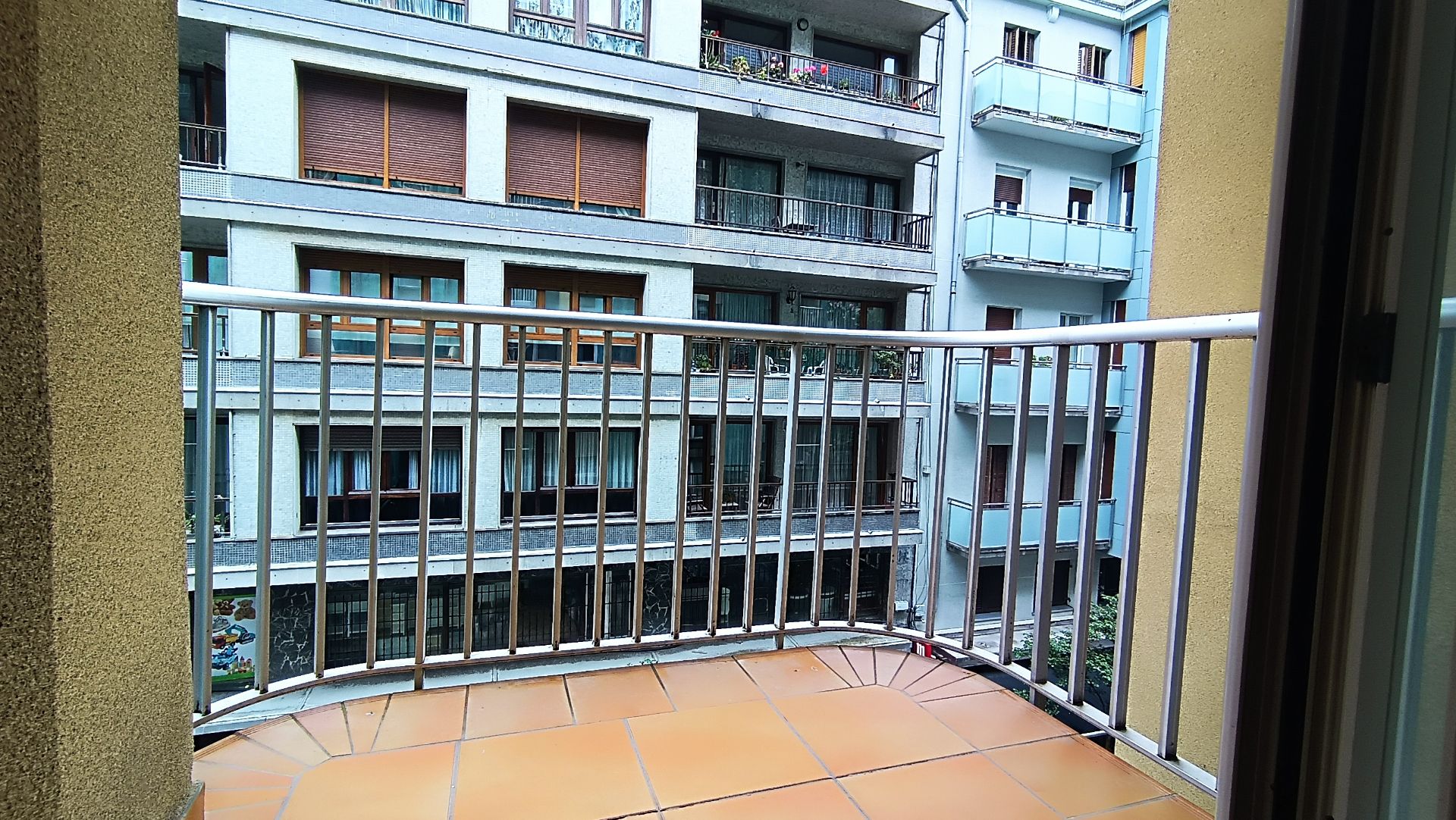 Balcony of Flat for sale in Donostia - San Sebastián   with Heating, Parquet flooring and Furnished