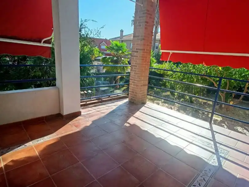 Casa aparellada en venda a José María Rodríguez de Tejada 14, imagen 5