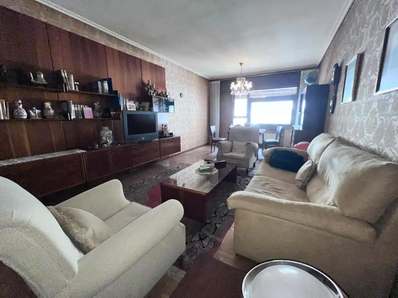 Sala de estar de Piso en venta en Vitoria - Gasteiz con Calefacción, Parquet y Terraza