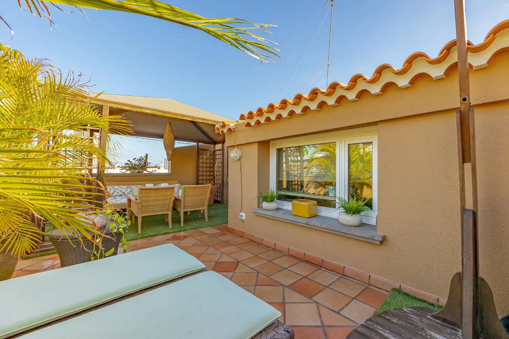 Terrassa de Casa o xalet en venda en Las Palmas de Gran Canaria amb Parquet, Terrassa i Traster