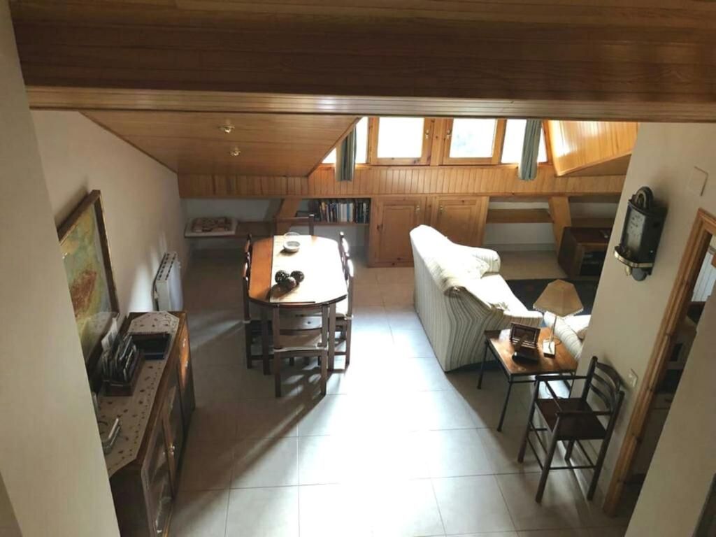 Sala d'estar de Pis de lloguer en Vall de Cardós amb Calefacció