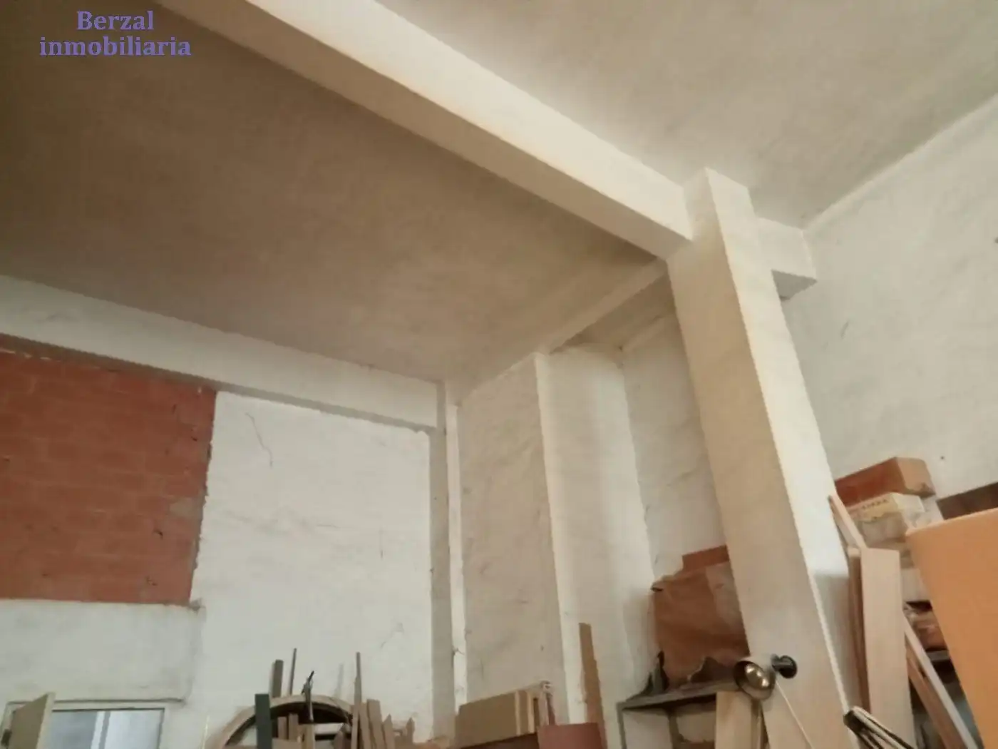 Local en venta en  Logroño
