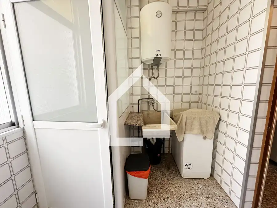 Badezimmer von Wohnung zur untervermieten in San Vicente del Raspeig / Sant Vicent del Raspeig mit Terrasse, Möbliert und Waschmaschine