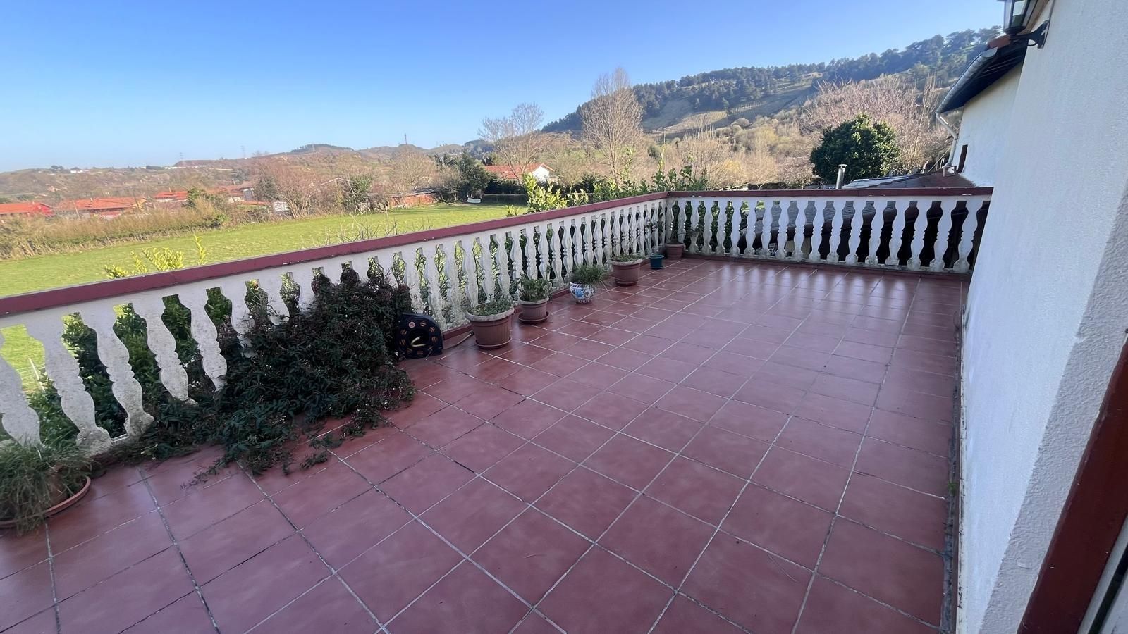 Terrasse von Country house zum Verkauf in Abanto y Ciérvana-Abanto Zierbena