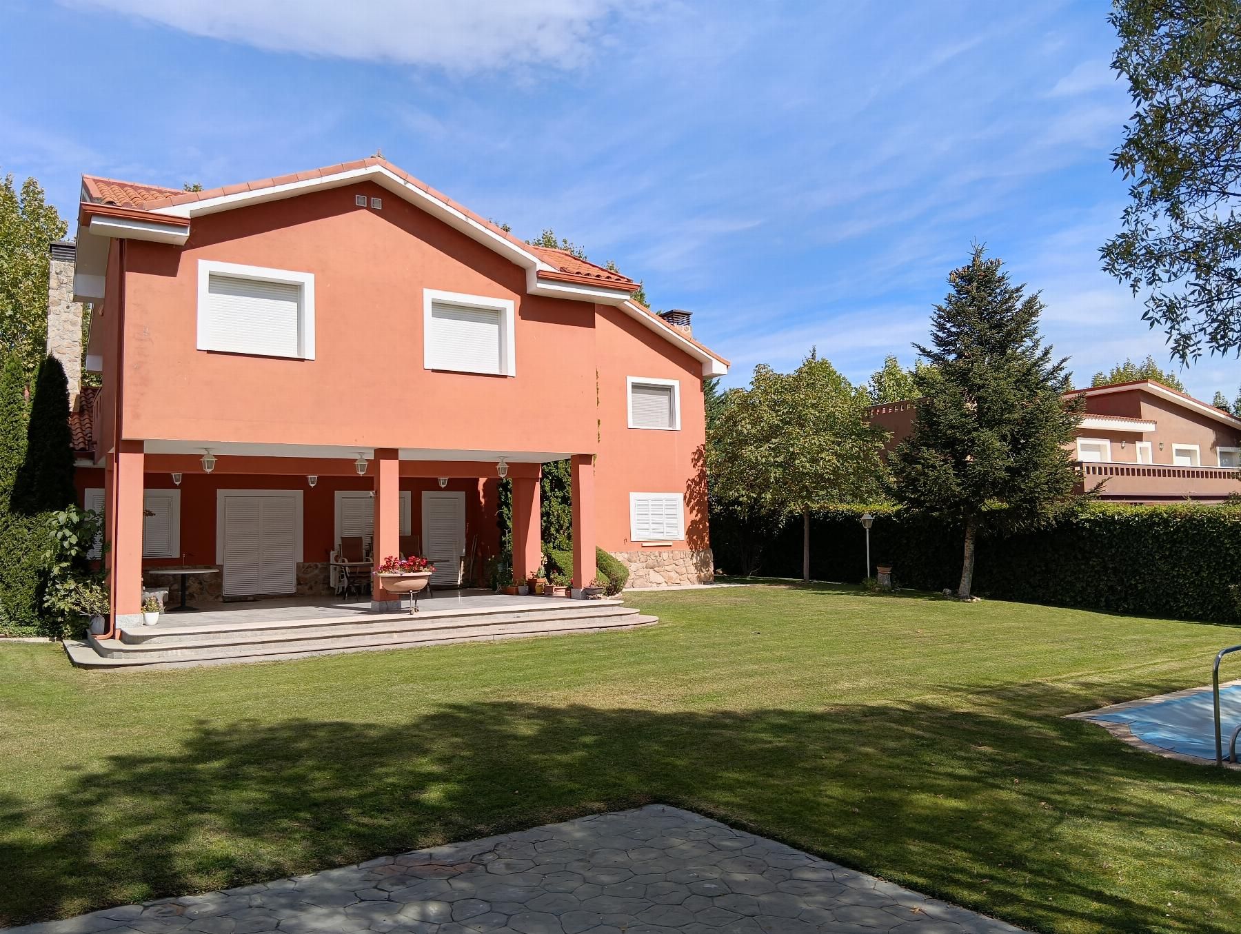 Garden of House or chalet for sale in El Escorial  with Heating and Swimming Pool