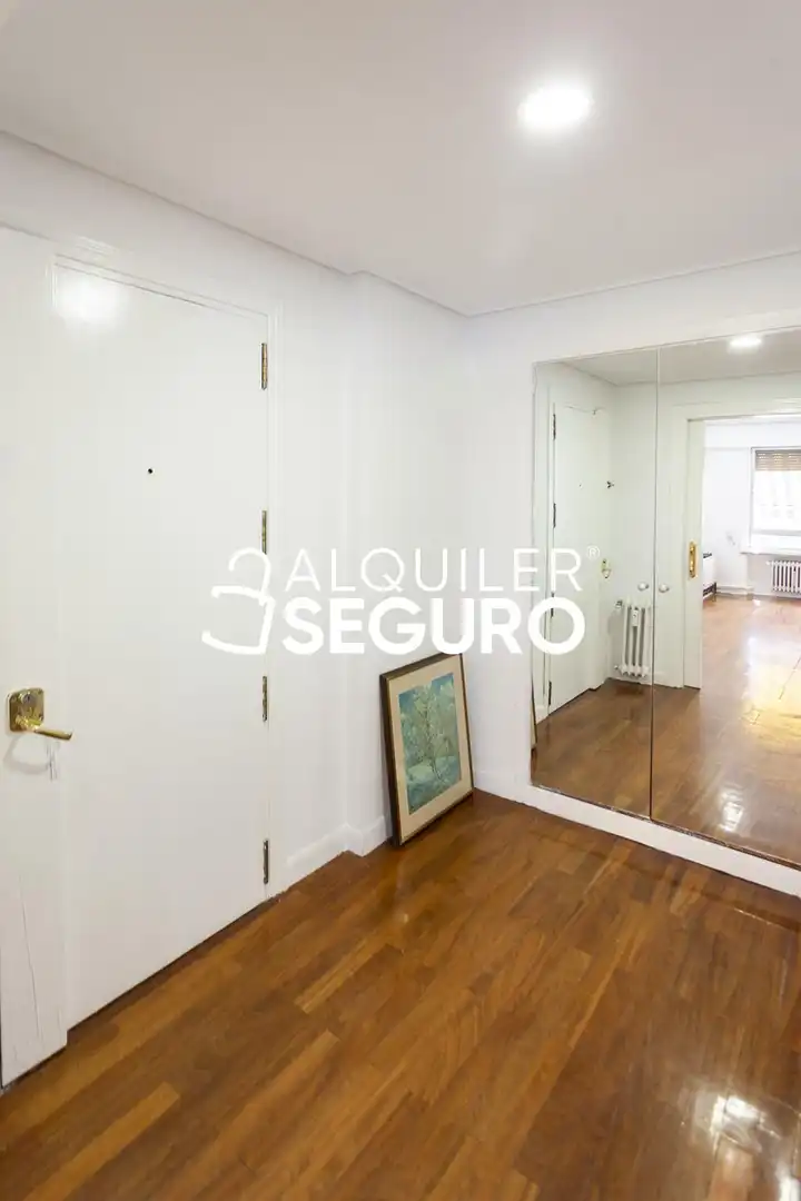 Flat with lift to rent in Menendez Pidal, imagen 9