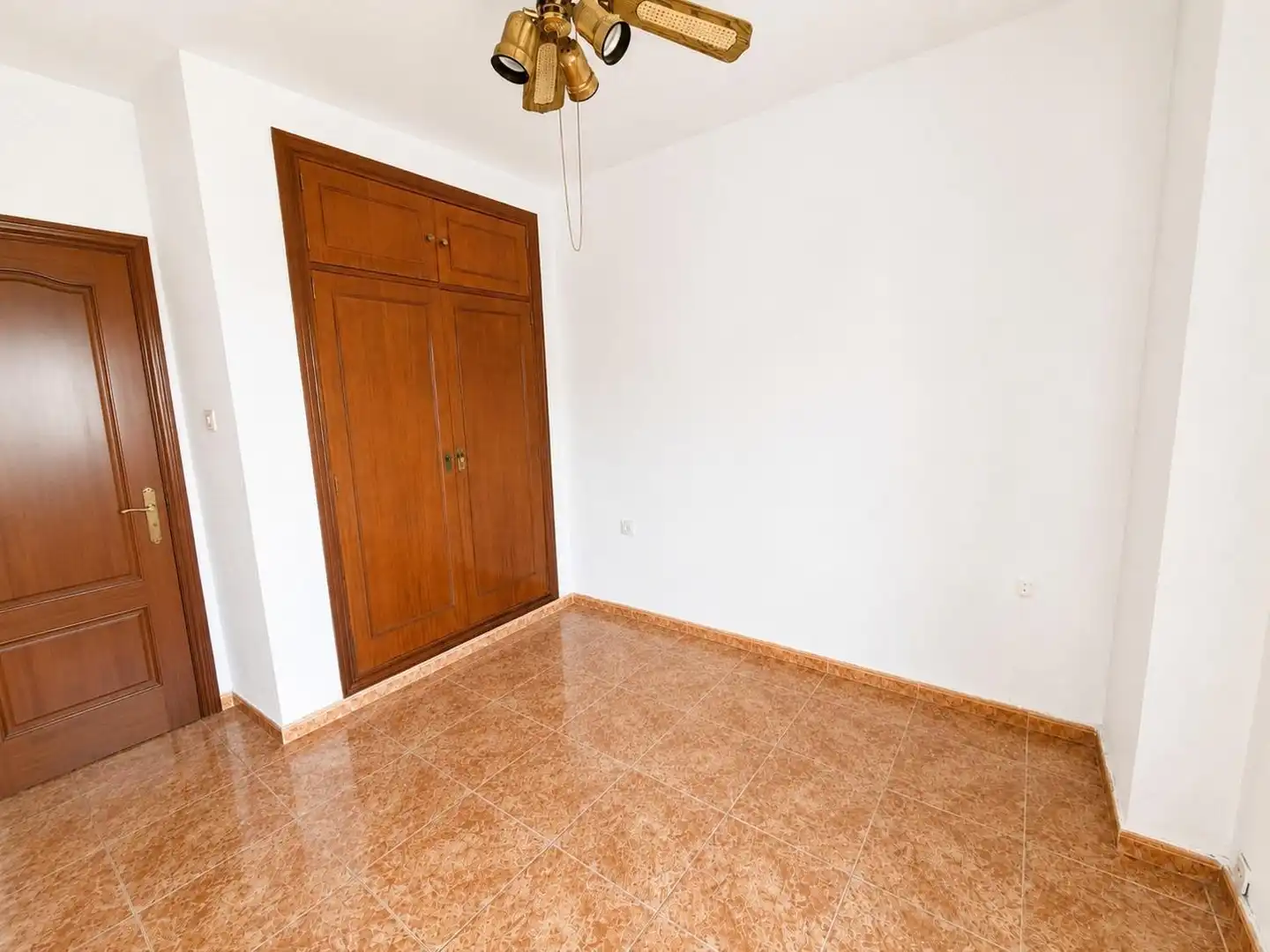 Dormitori de Pis en venda en Cádiz amb Aire condicionat i Terrassa