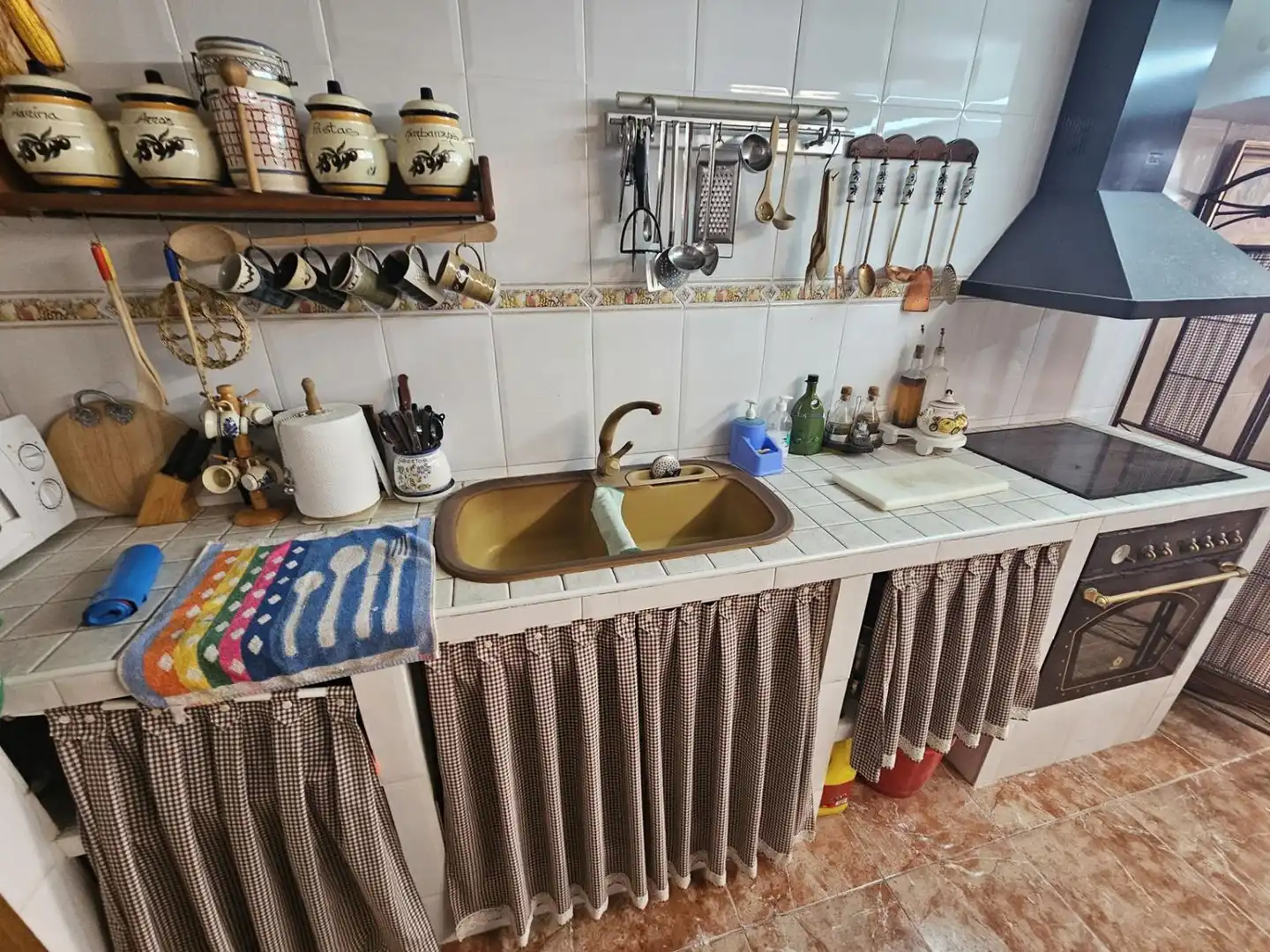 Cuina de Casa o xalet en venda en Les Coves de Vinromà amb Moblat