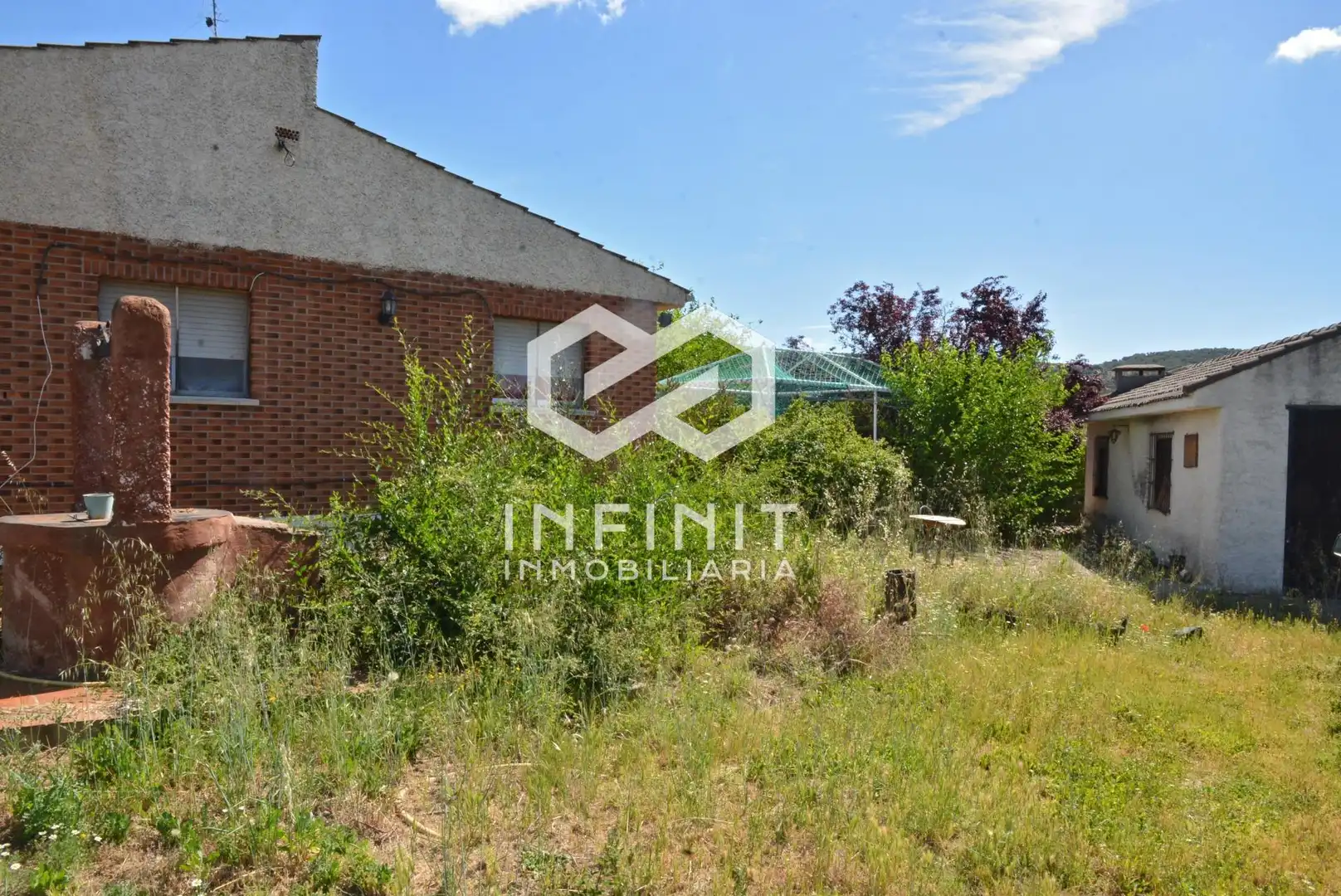 Casa o xalet en venda en Robledillo de Mohernando amb Jardí privat, Terrassa i Traster
