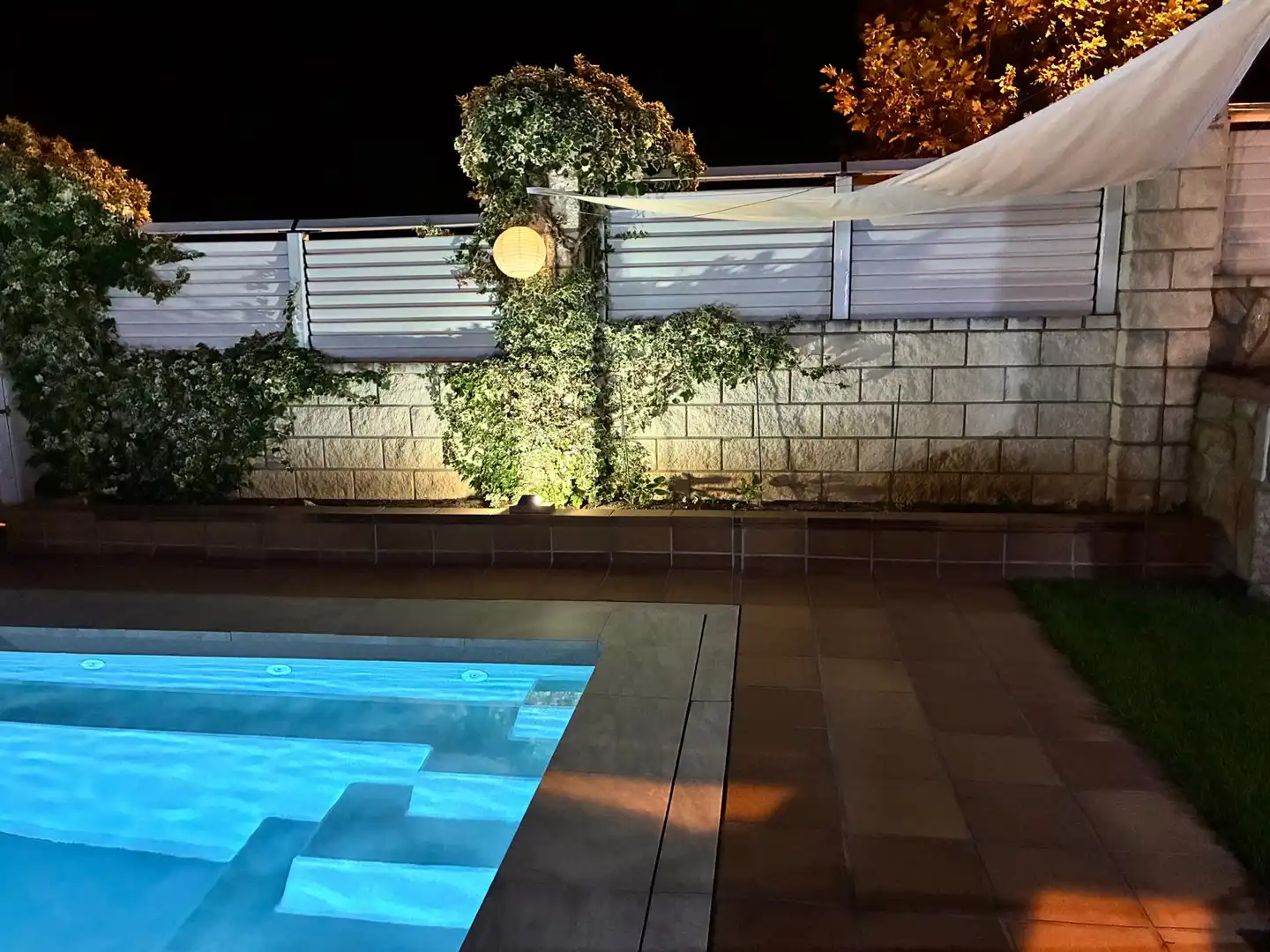 Piscina de Casa adosada en venda en Soria Capital  amb Calefacció, Jardí privat i Terrassa
