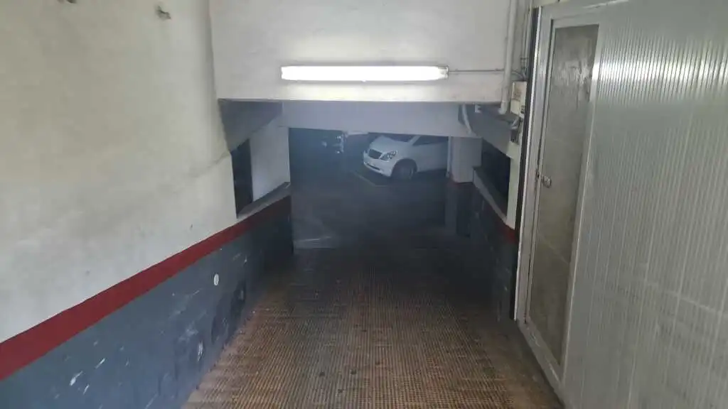 Einzelparkplatz zum Verkauf in Perez Galdos, imagen 2