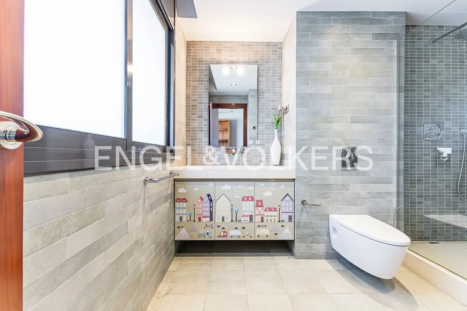 Bathroom of Houses for sale in Esplugues de Llobregat  with Air Conditioner, Heating and Private garden