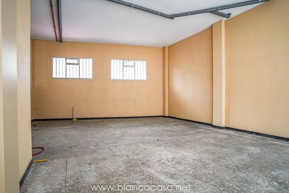 Local commercial à vendre à Carballo, imagen 4