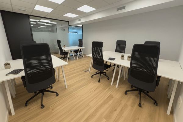 Oficina de lloguer en  Madrid Capital amb Aire condicionat, Calefacció i Moblat