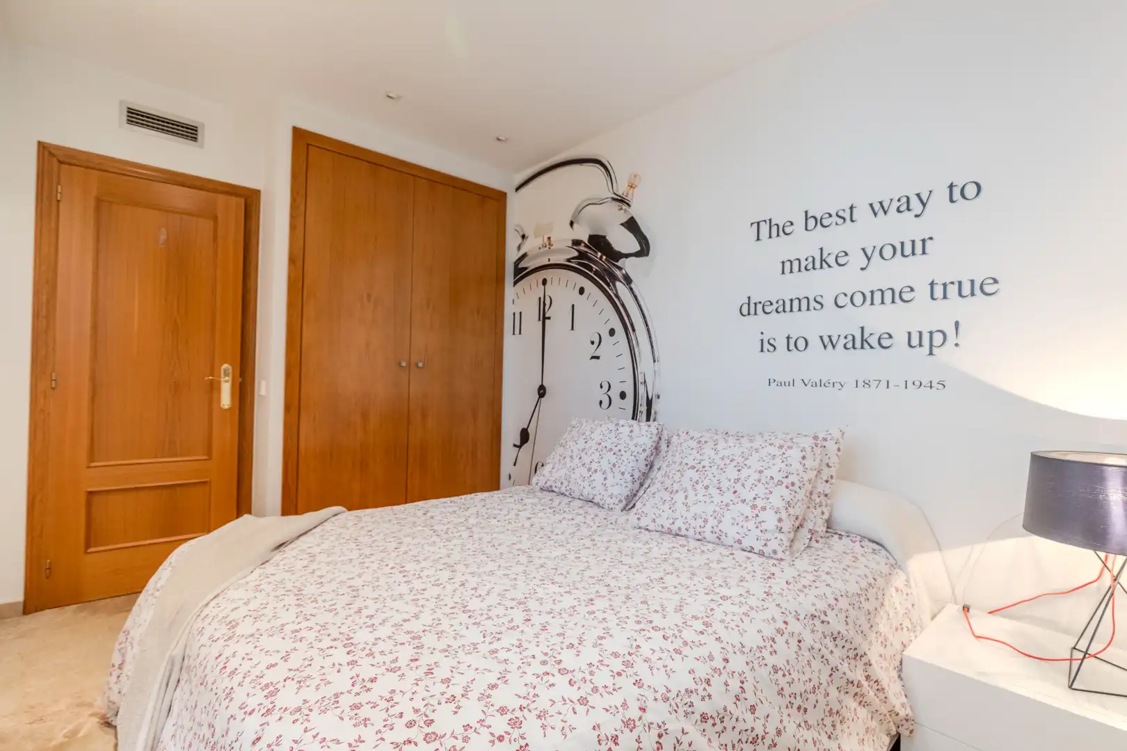 Attic for rent in Carrer de Matias Perelló, Russafa