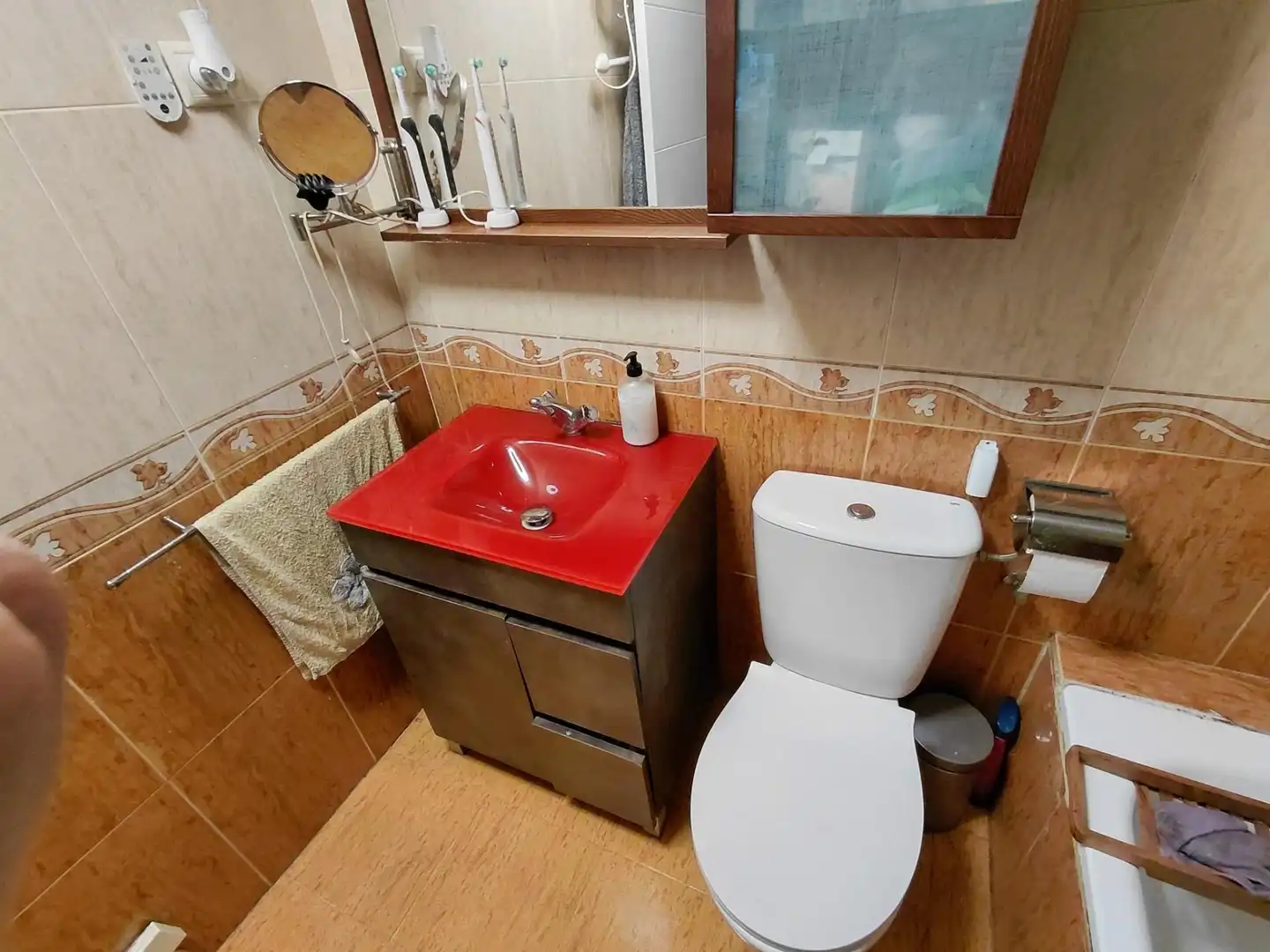 Badezimmer von Wohnung zum Verkauf in El Molar (Madrid) mit Klimaanlage, Heizung und Privatgarten