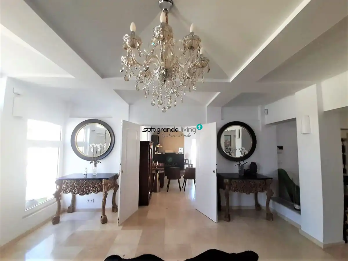 Houses for sale in La Línea de la Concepción  with Air Conditioner, Private garden and Terrace