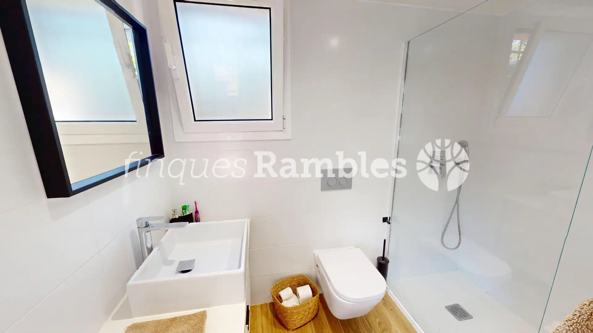 Baño de Casa o chalet en venta en La Torre de Claramunt con Calefacción, Jardín privado y Parquet