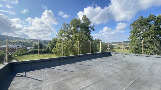 Piso en Venta en Sarón - Avenida Solares, 20 en Santa María de Cayón