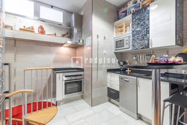 Piso en Venta en del Marqués de Corbera en Ventas