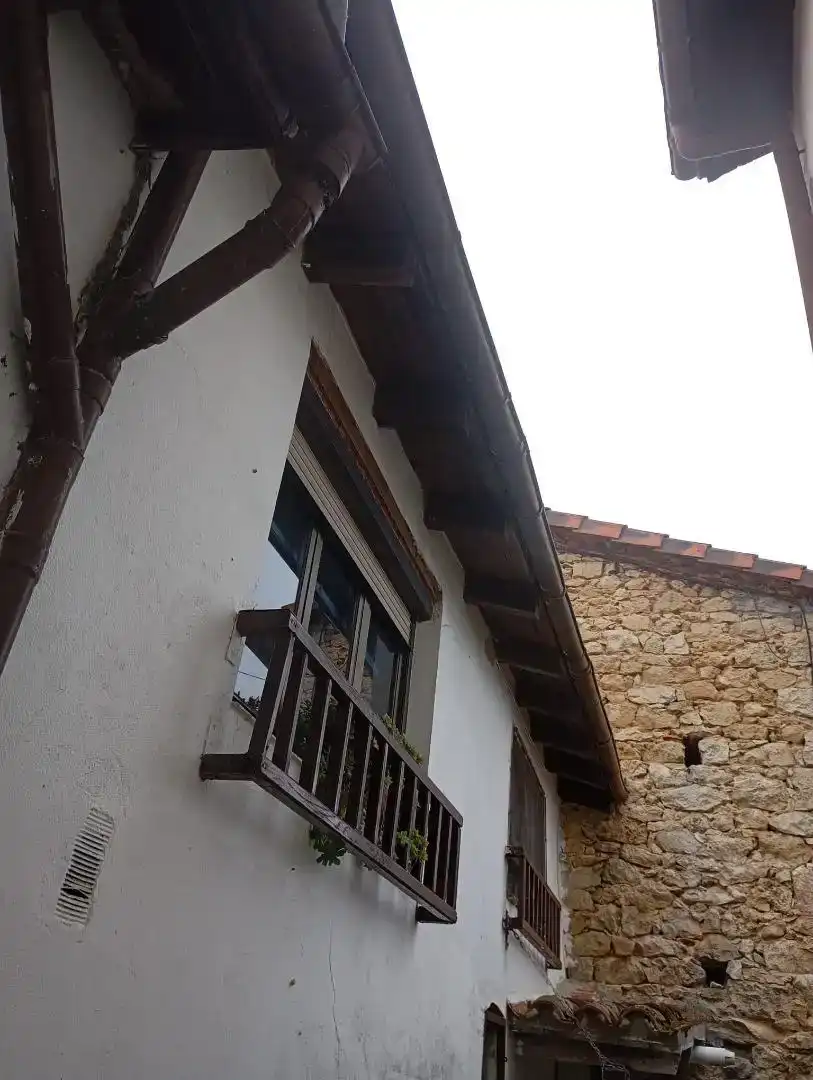 Vista exterior de Casa adosada en venda en Valdáliga, Cantabria
