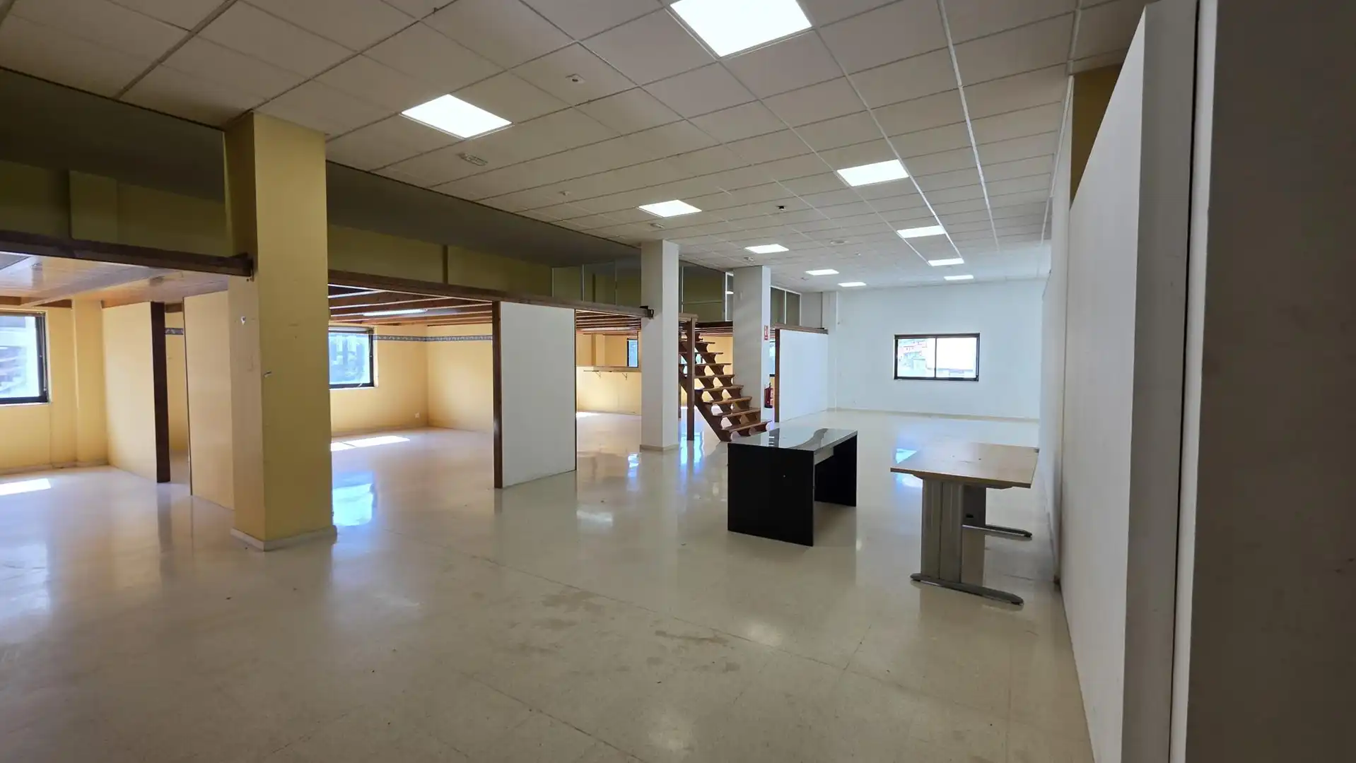 Gewerbefläche zur Miete in Avenida Santiago, Negreira, España, imagen 16