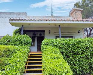 Vista exterior de Casa o xalet en venda en Las Rozas de Madrid amb Terrassa i Piscina