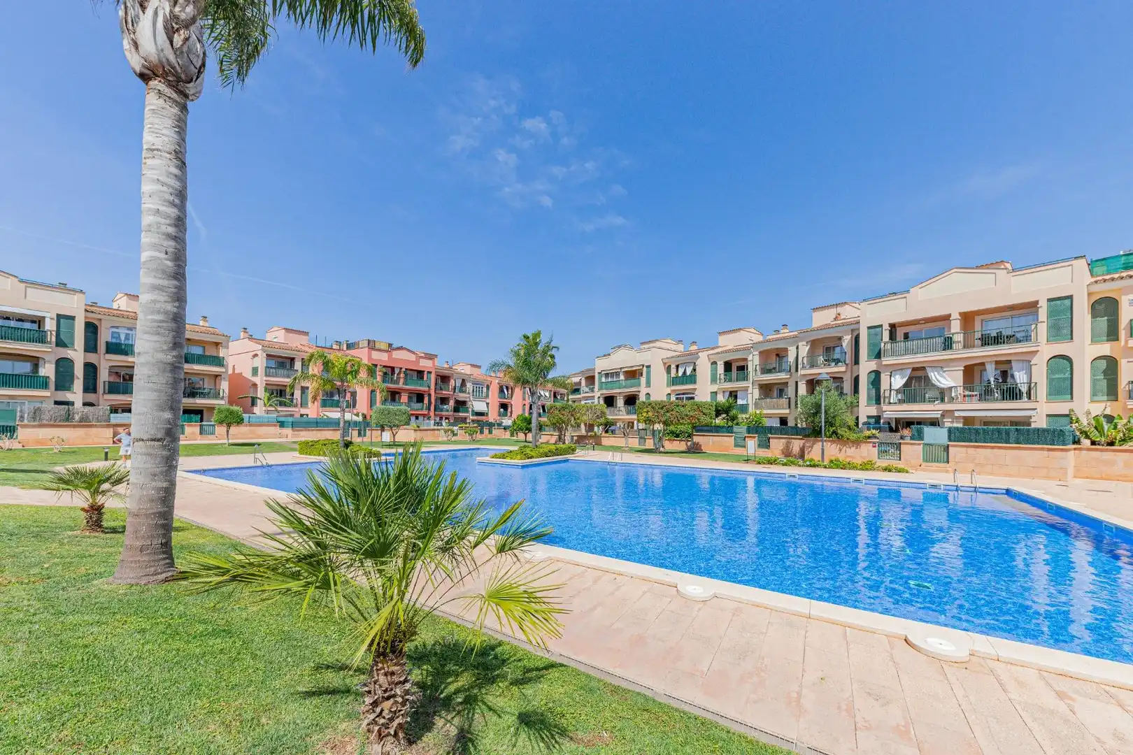 Piscina de Planta baixa en venda en Llucmajor amb Aire condicionat, Calefacció i Jardí privat