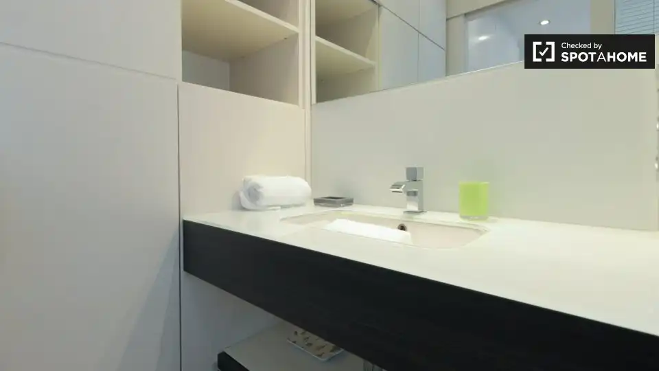 Appartamento con terrazza in affitto a Eixample, imagen 16