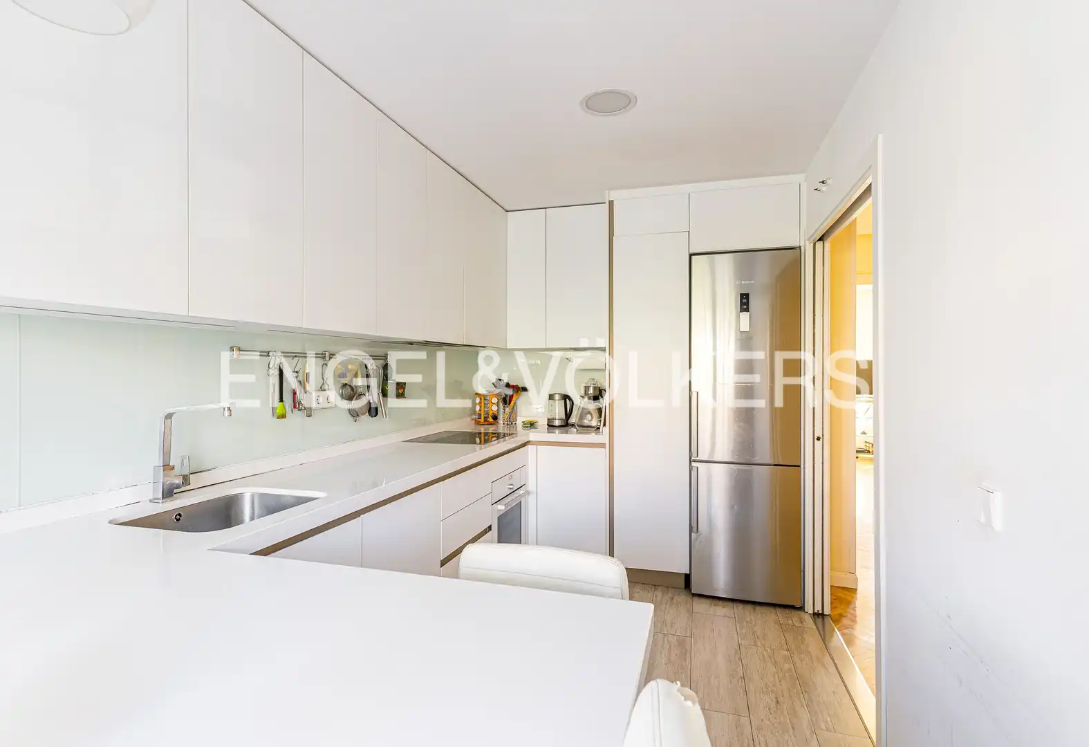 Küche von Haus oder Chalet zum Verkauf in Madrid mit Klimaanlage, Heizung und Privatgarten