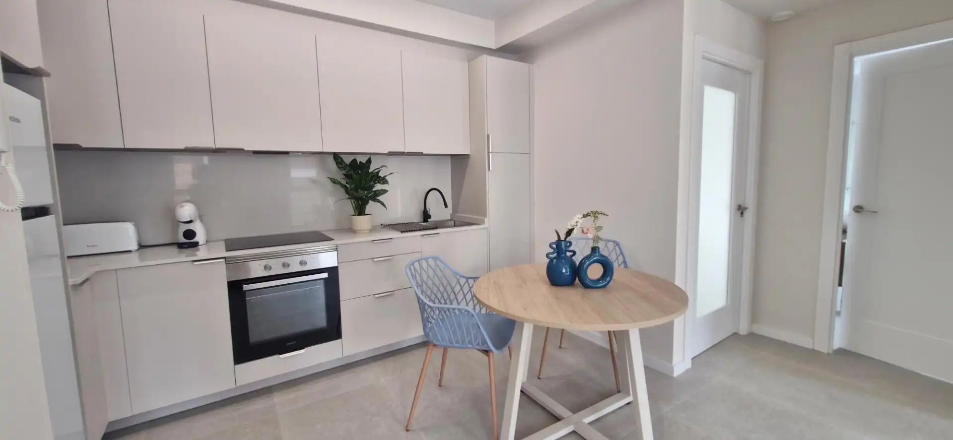 Cocina de Piso de alquiler en Elche / Elx con Aire acondicionado, Parquet y Trastero