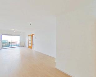 Sala d'estar de Pis en venda en Mollet del Vallès amb Calefacció, Terrassa i Forn