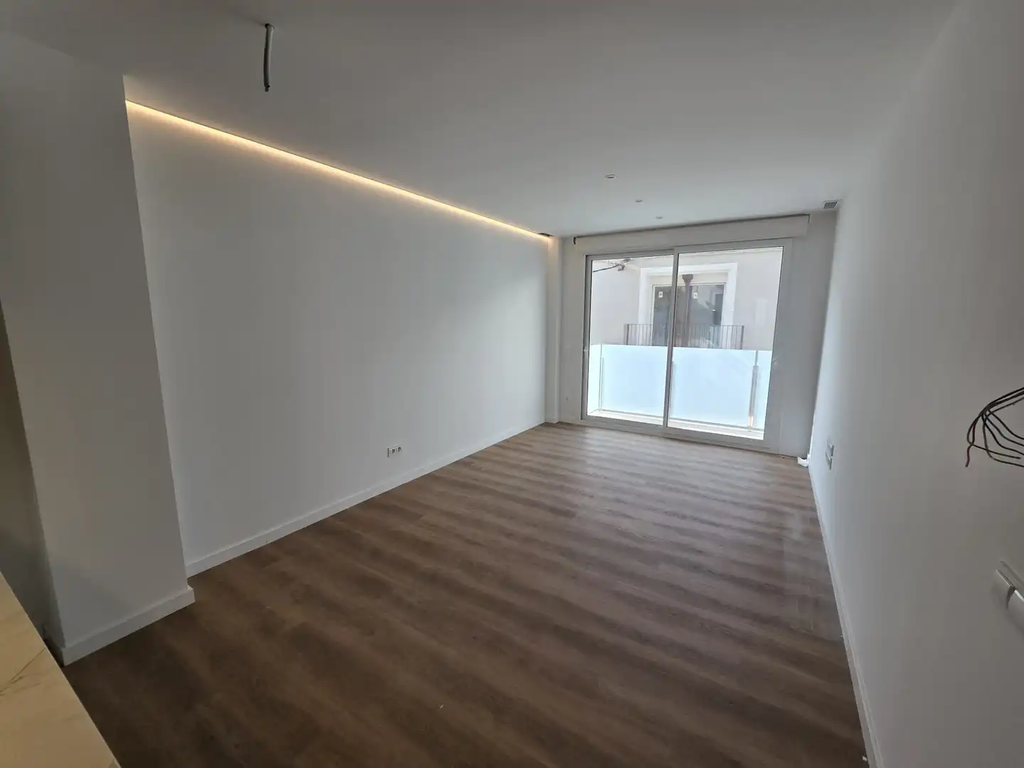 Living room of Flat for rent in Calella  with Air Conditioner, Heating and Oven