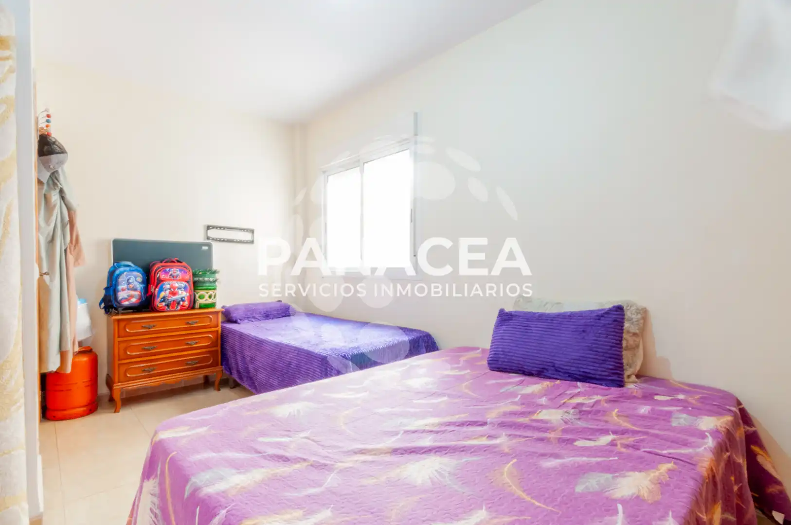 Habitación de Piso en venta en Roquetas de Mar con Amueblado, Horno y Lavadora