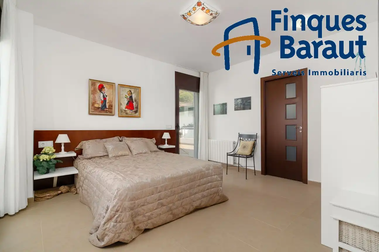 Bedroom of Houses for sale in Pau  with Air Conditioner, Heating and Private garden